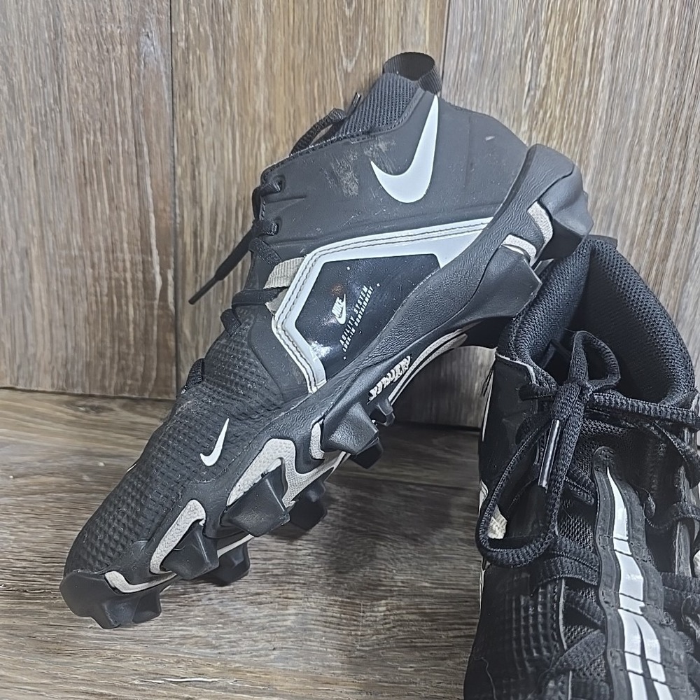 Nike Cleats Men 8 Black White Alpha Menace 3 Shark Football CV0582-001 Flaw - Picture 4 of 12